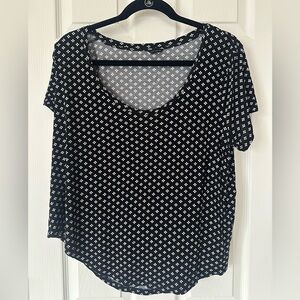 Ann Taylor Black and White Geometric Short Sleeve Top Size XL